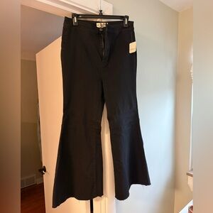 NWT Free People Black Flare Jeans 30